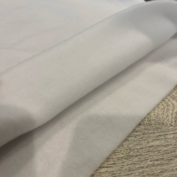 White Hoodie Crop Top - Picture 4 of 7